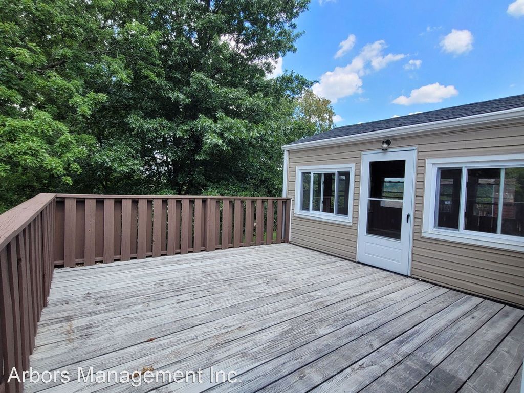 1033 Thornwood Dr, Pittsburgh, PA 15234 Trulia