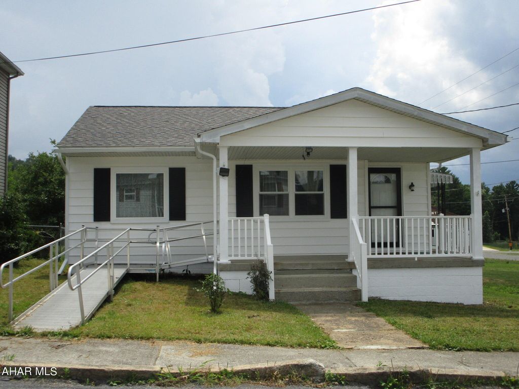 137 Hickory St, Ashville, PA 16613 Trulia