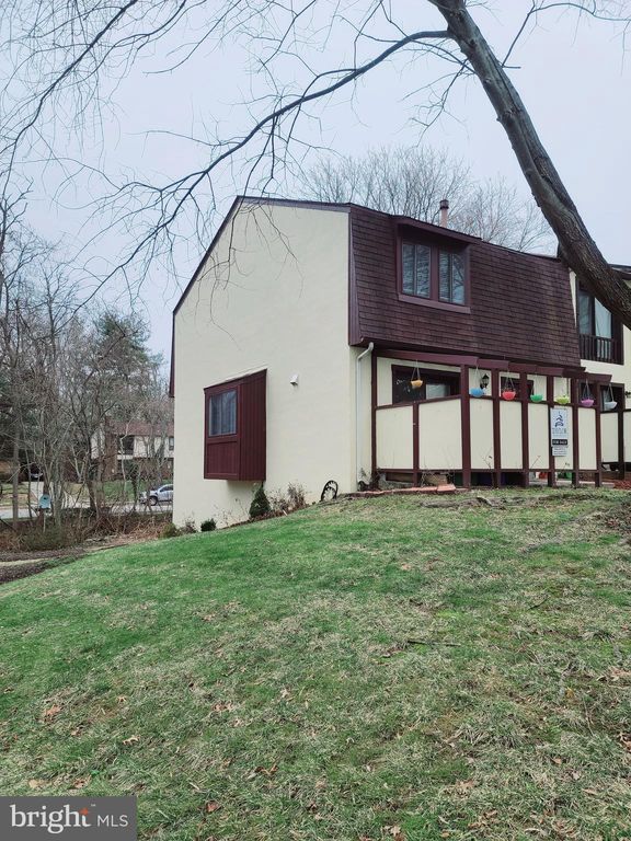 5381 White Mane, Columbia, MD 21045
