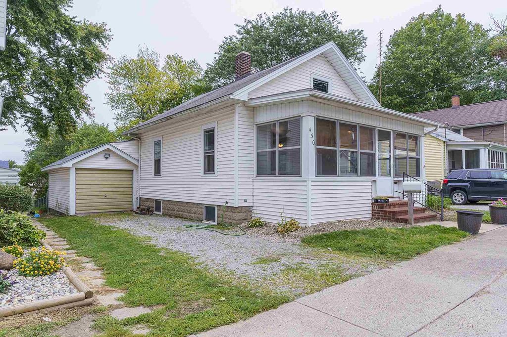 430 Lewis St, Kendallville, IN 46755
