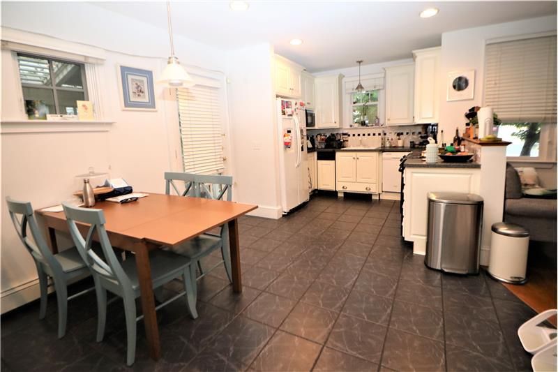 311 River St #1, Cambridge, MA 02139