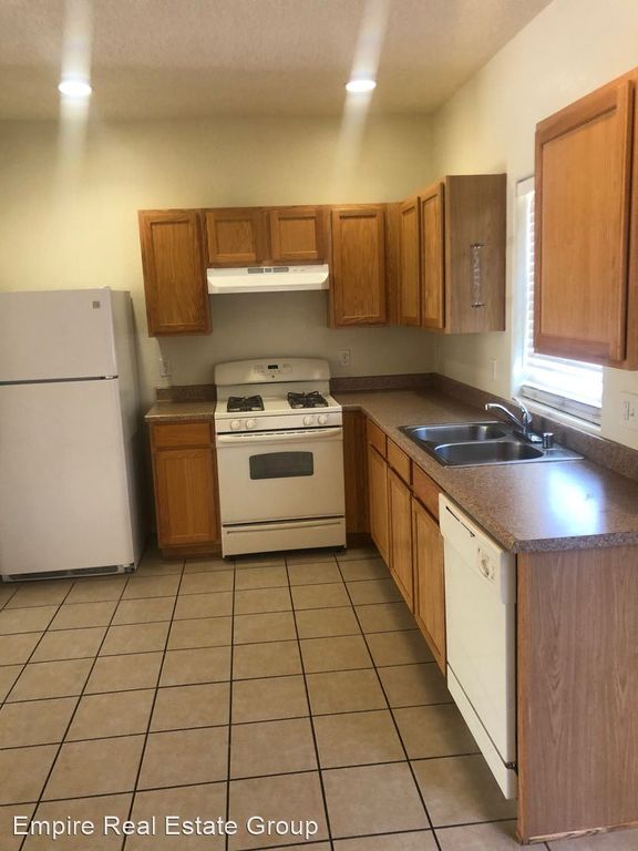 2024 E Arbors Ave, Hobbs, NM - 2 Bed, 1 Bath Apartment - 7 Photos | Trulia