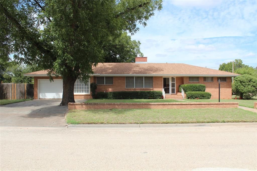 511 W B St, Munday, TX 76371 Trulia