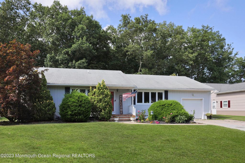 422 Lake Barnegat Drive N, Forked River, NJ 08731 Trulia