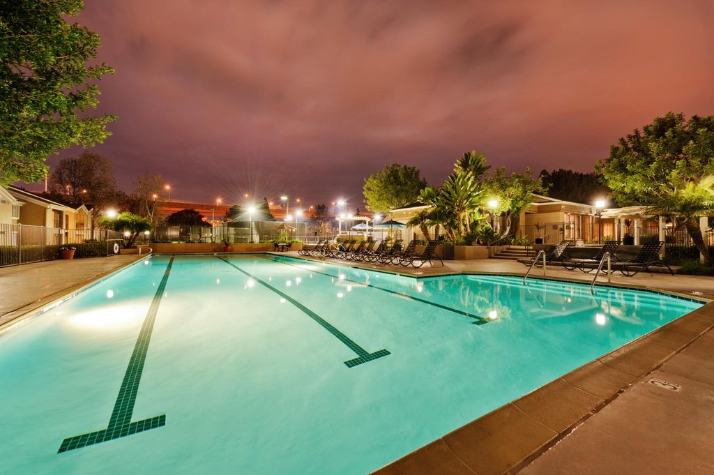 10051 Rio San Diego Dr #280, San Diego, CA 92108