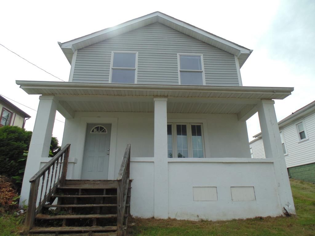 40 Fostoria Ave, Moundsville, WV 26041