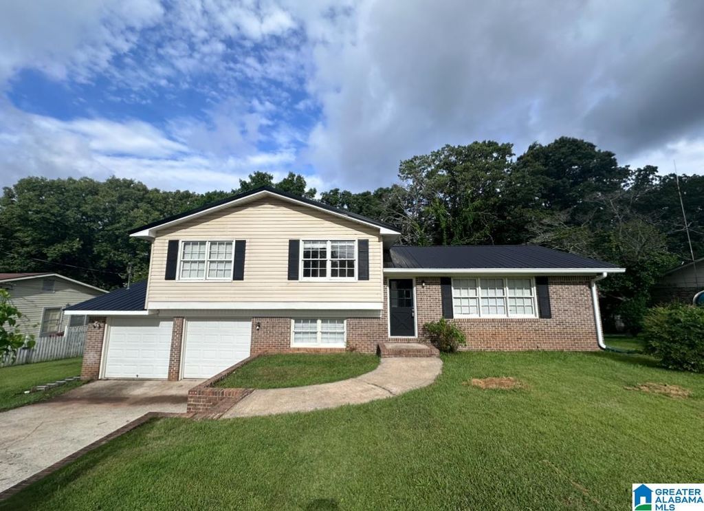 108 Hickory Ln, Talladega, AL 35160 MLS 21388938 Trulia