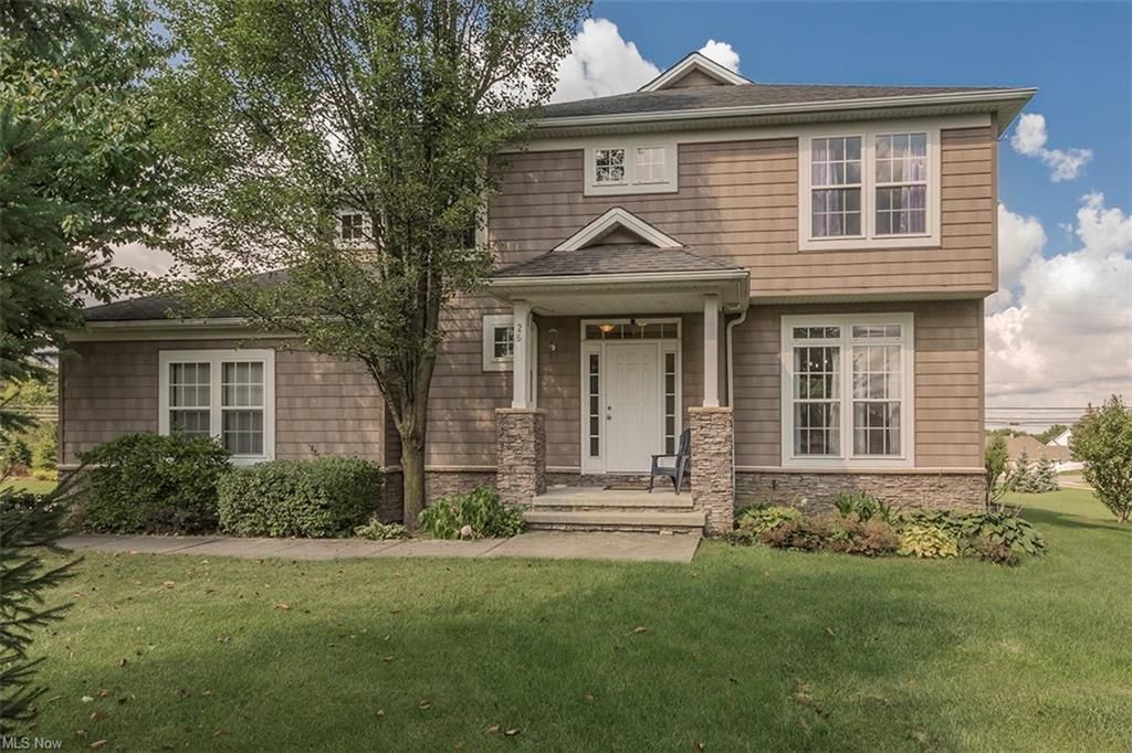26 Chadwick Dr, Aurora, OH 44202
