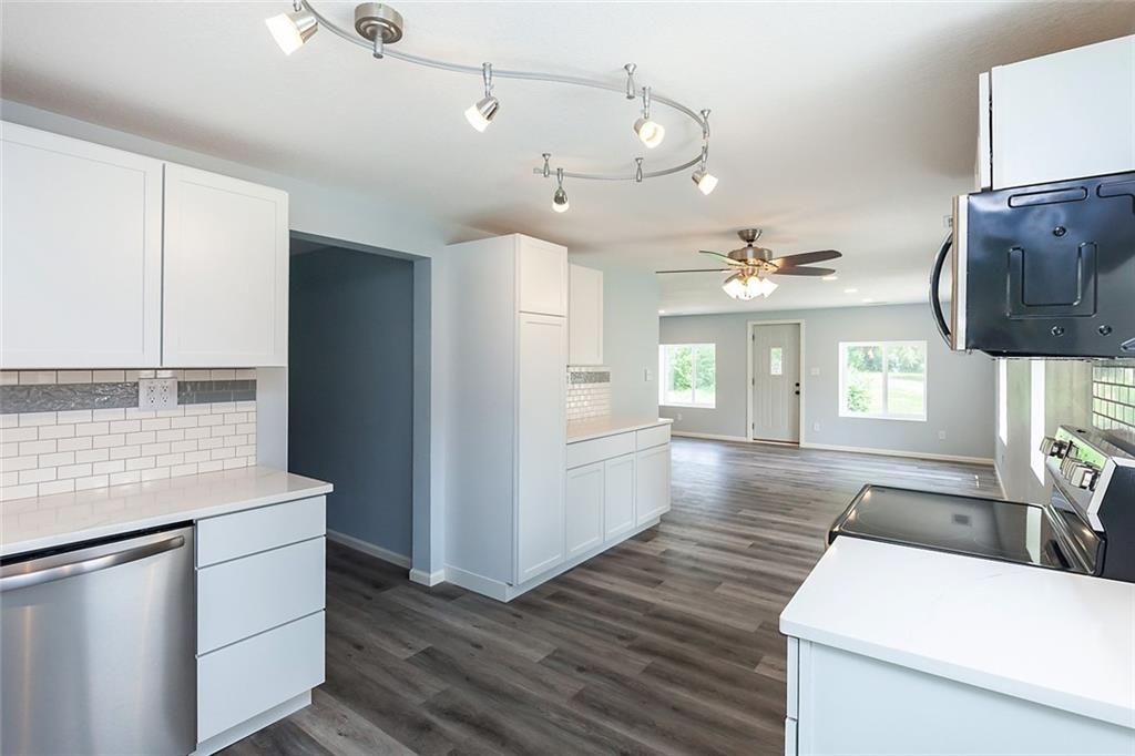4335 NE Sheridan Ave, Des Moines, IA 50317