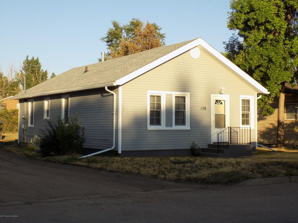 108 5th Ave NW, Bowman, ND 58623 Trulia