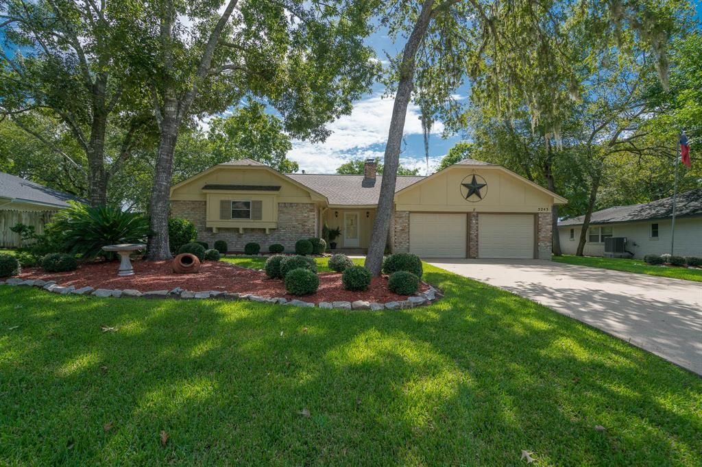 Houses Rent Friendswood Tx at Lisa Wickham blog