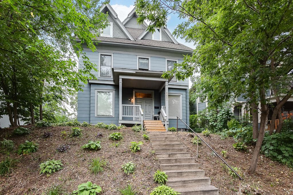 2420 Lyndale Ave S #2, Minneapolis, MN 55405