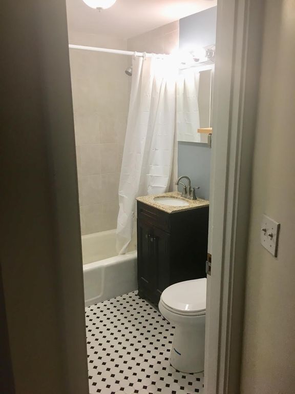 308 Newbury St, Boston, MA 02115