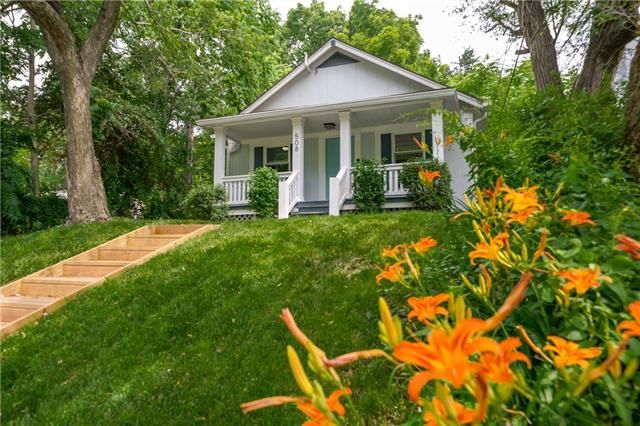 508 W 76th St, Kansas City, MO 64114