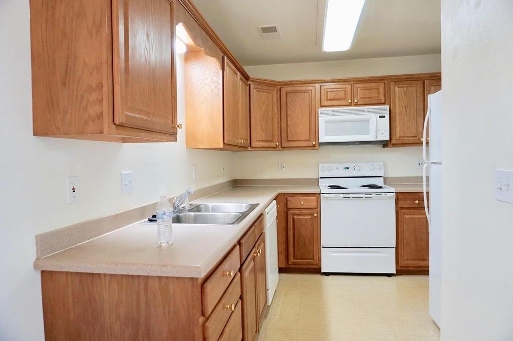 627 S State Fair Blvd Sedalia Mo 65301 Trulia