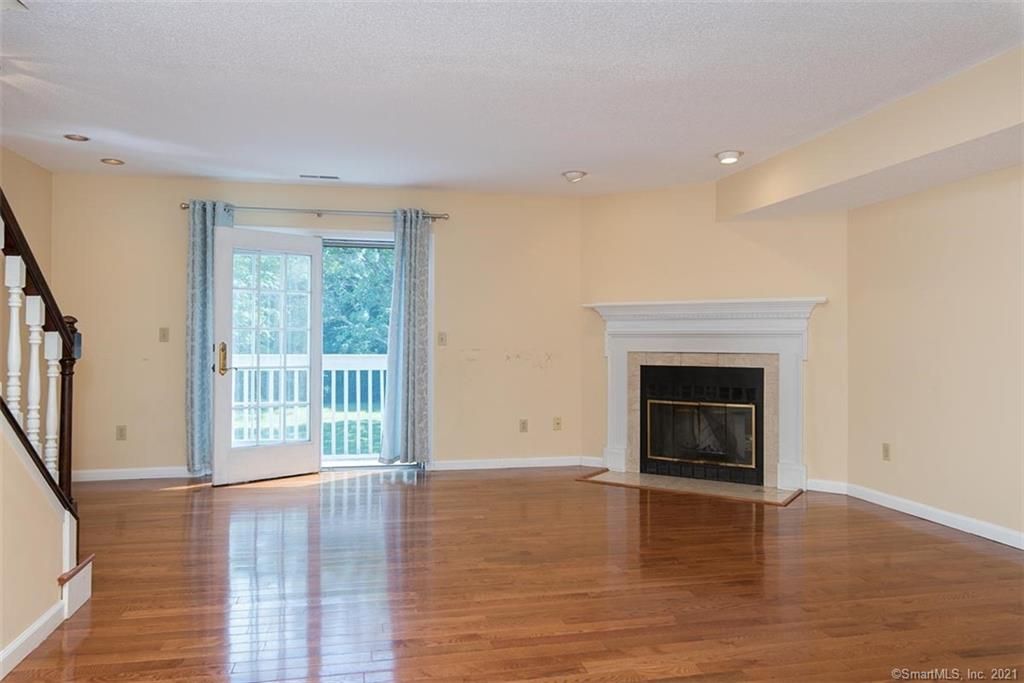 20 Wolf Hill Rd #6D, Wolcott, CT 06716