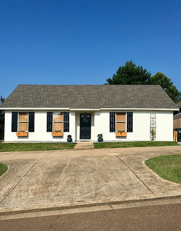 1002 Van Dorn St, Oxford, MS 38655