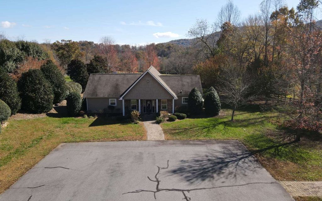 11 NW Meadow Brooke Ln, Young Harris, GA 30582 Trulia