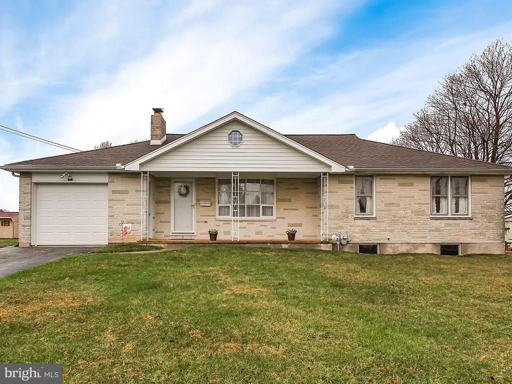 111 E Clearview Dr, Shrewsbury, PA 3 Bed, 1 Bath SingleFamily Home 25 Photos Trulia