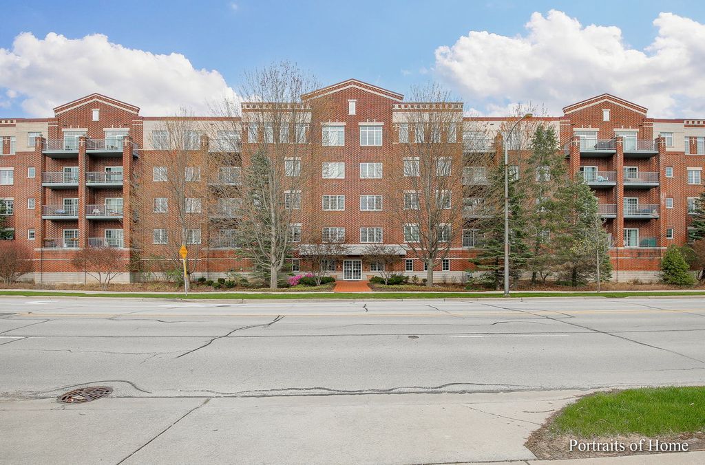 5329 Main St #303, Downers Grove, IL 60515