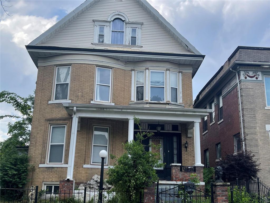 5054 Raymond Ave, Saint Louis, MO 63113 Trulia