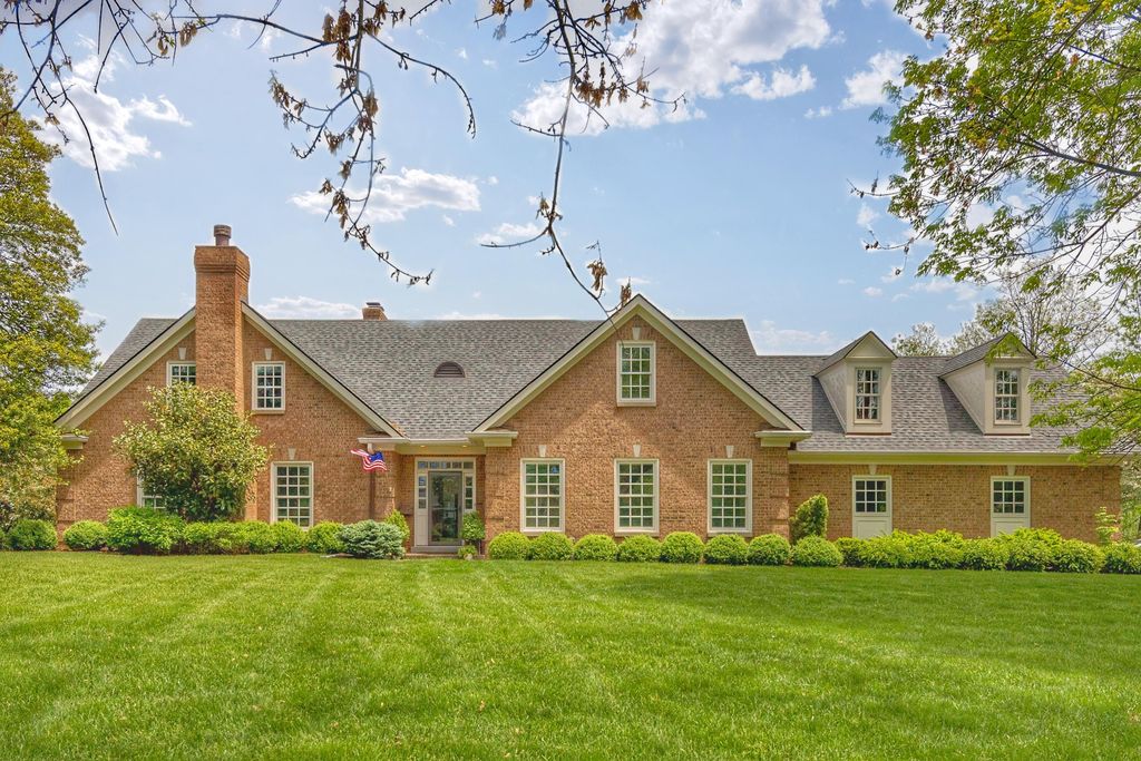 1775 Mooreland Dr, Lexington, KY 40502 5 Bed, 7 Bath SingleFamily Home MLS 20108282 32