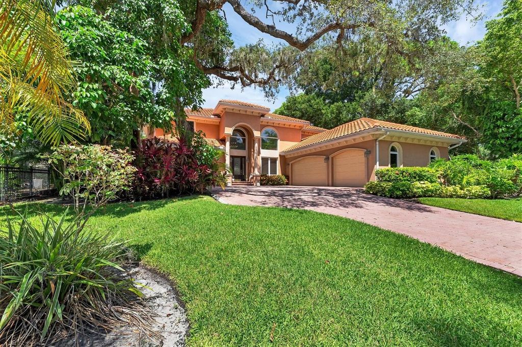 2141 McClellan Pkwy, Sarasota, FL 34239