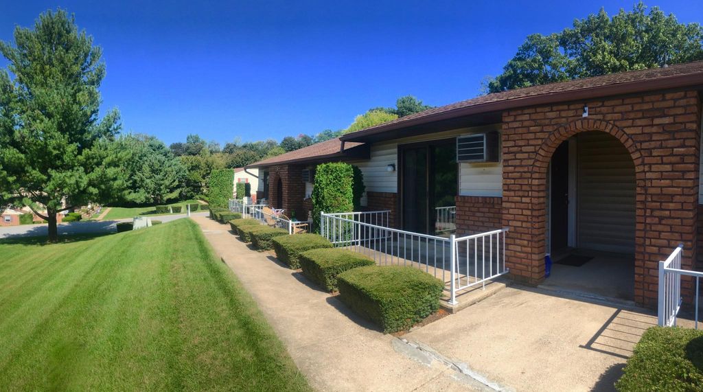 538 Green Meadows Dr, Dallastown, PA 17313 See Est. Value, Schools & More