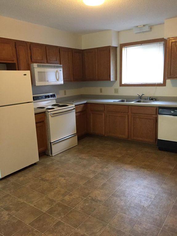 410 Cherry Ln 3, Roberts, WI 54023 Trulia