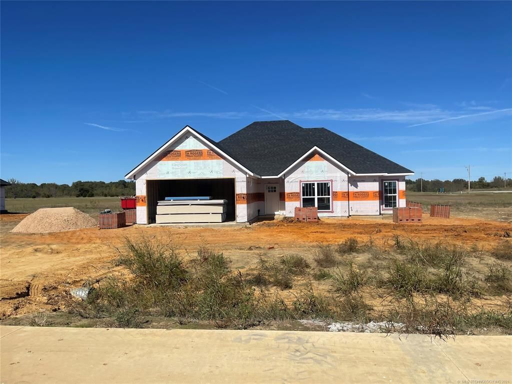 58 Grove Way, Durant, OK 74701