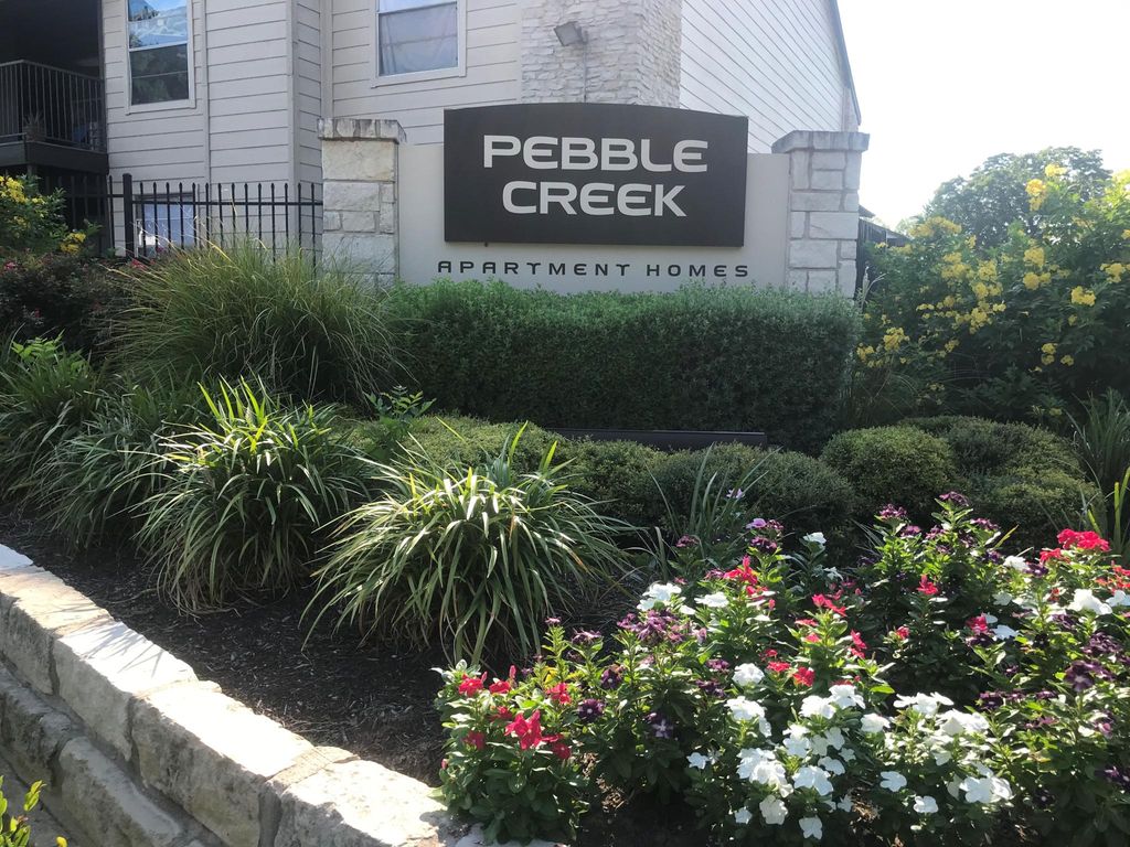 8805 N Plaza Dr, Austin, TX 78753