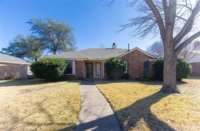 126 Ridgegate Dr, Garland, TX 75040