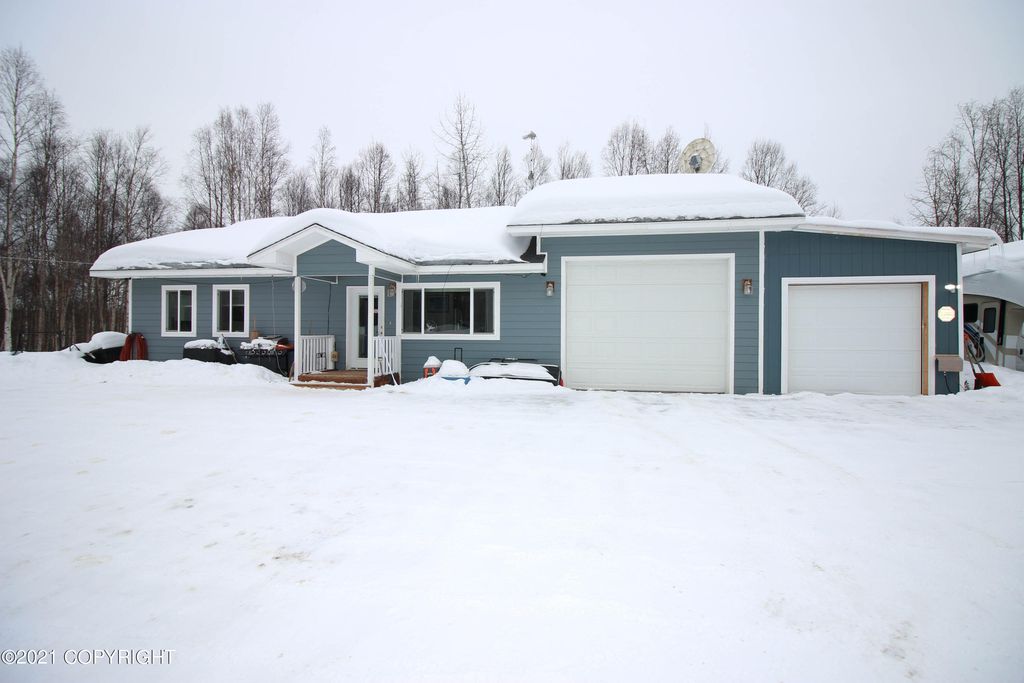 51130 Crestview Ave, Kenai, AK 99611