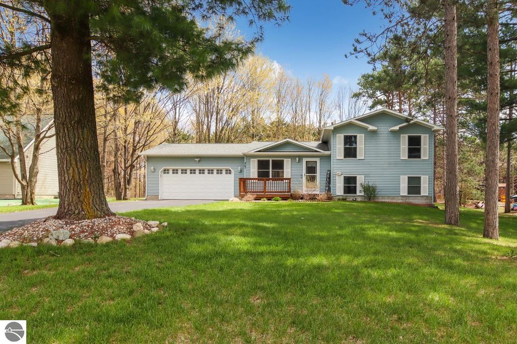 467 Eden St, Kingsley, MI 49649 Trulia