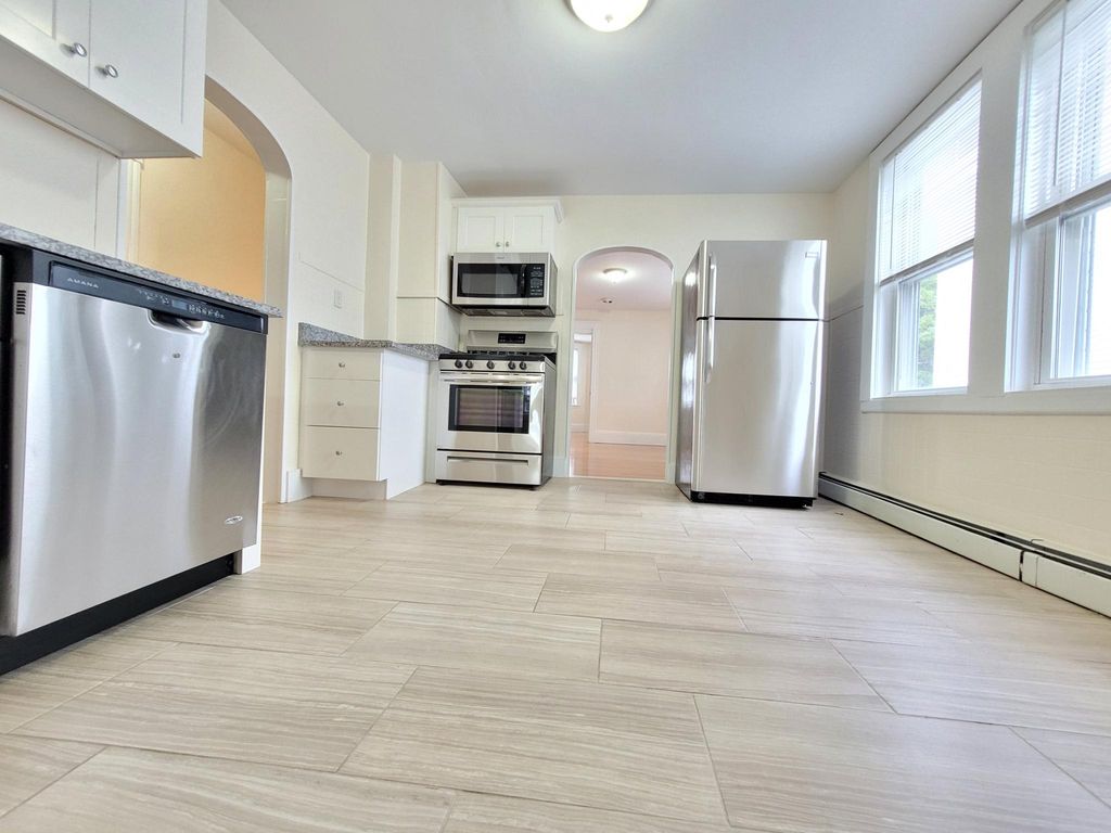 122 Gladstone St, East Boston, MA 02128