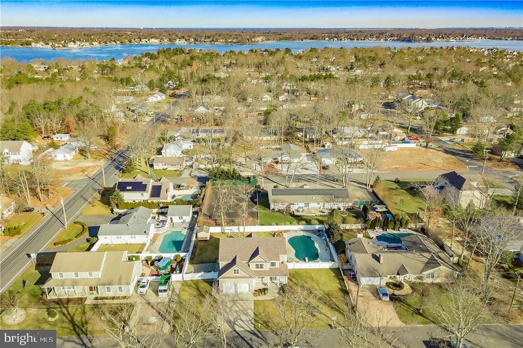 304 Wayne Ave, Pine Beach, NJ 4 Bed, 3 Bath 52 Photos Trulia