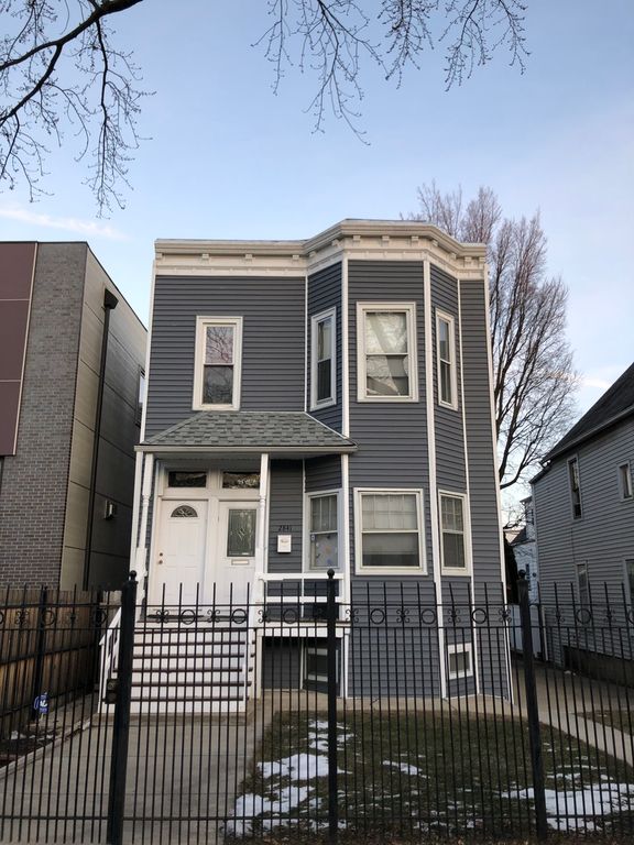 2841 N Maplewood Ave, Chicago, IL 60618