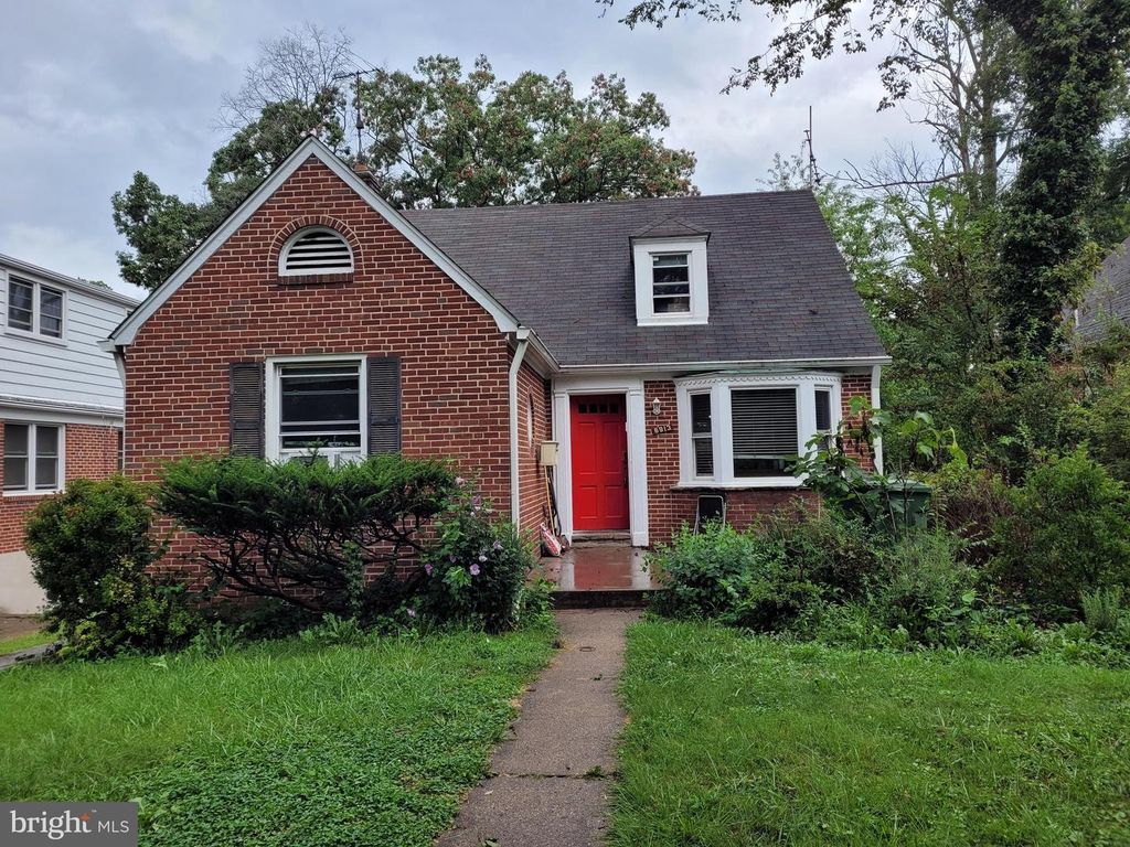 6913 Park Heights Ave, Baltimore, MD 21215