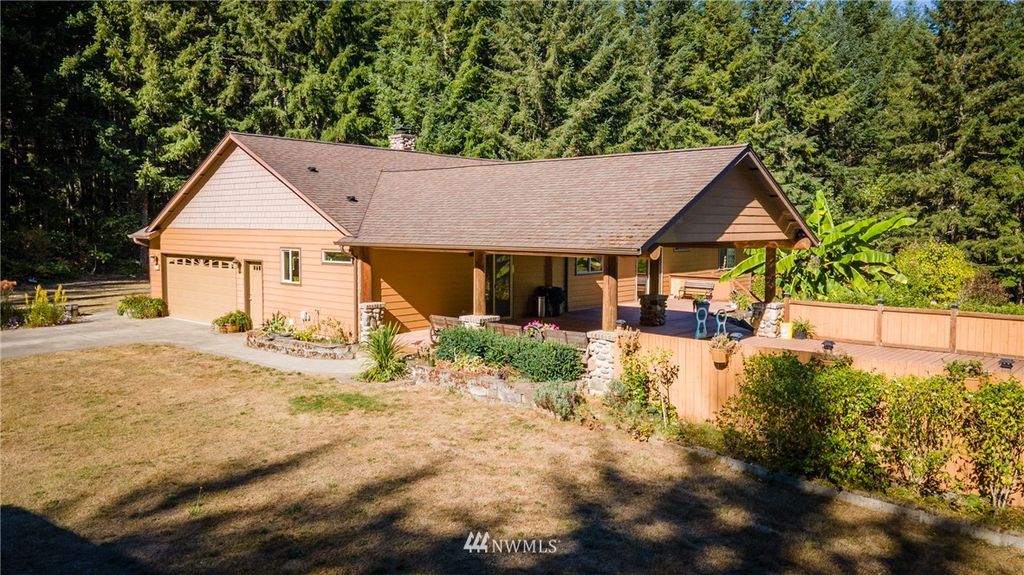 249 Coma Rd, Winlock, WA 98596