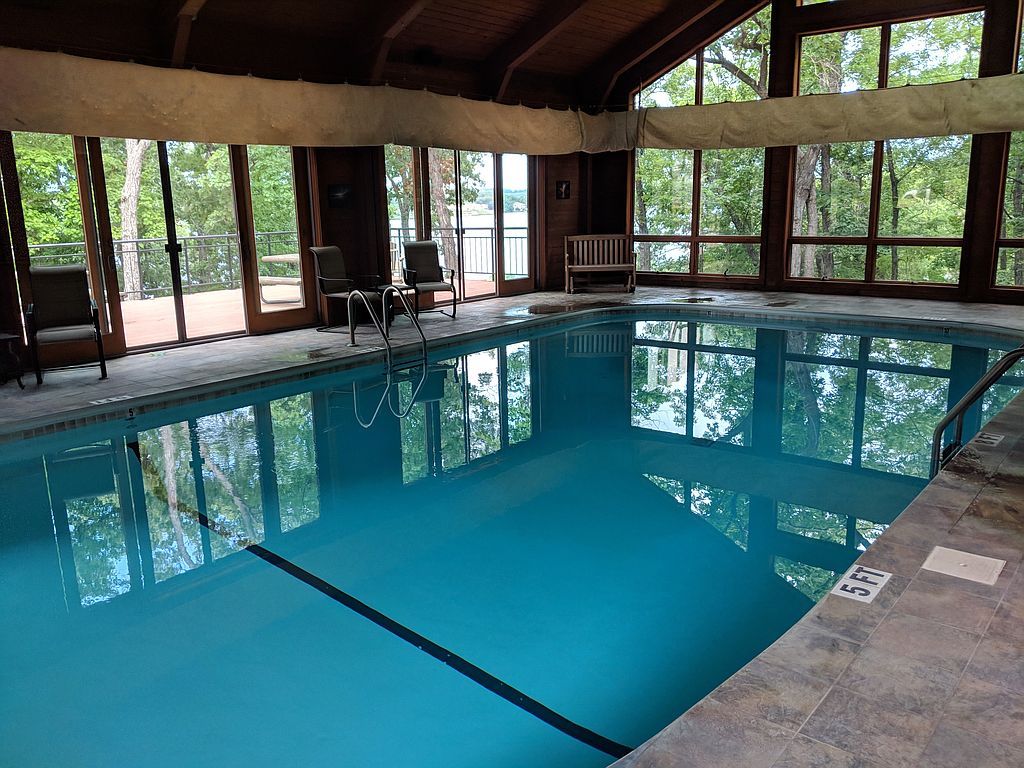 hotels in osage beach mo with indoor pool