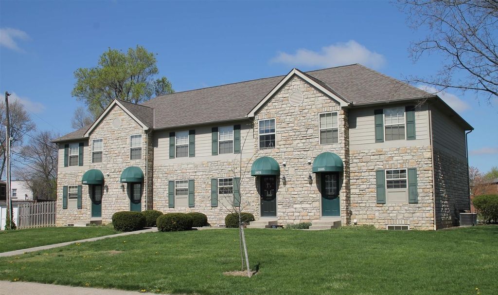 2975 Tremont Rd, Columbus, OH 43221