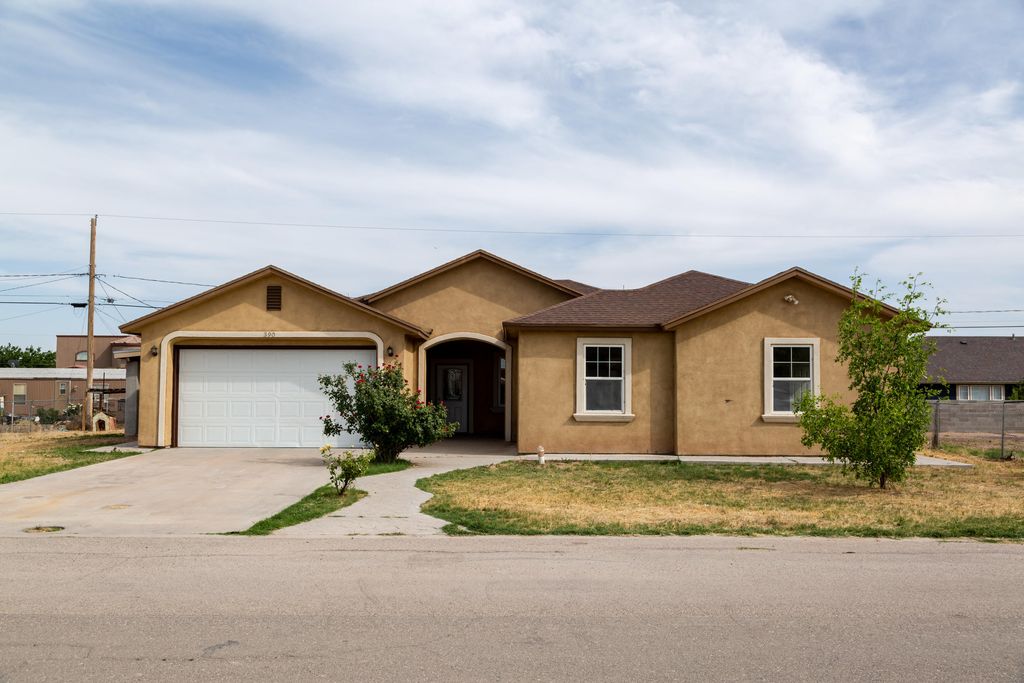 390 Mahan, Clint, TX 79836 Trulia