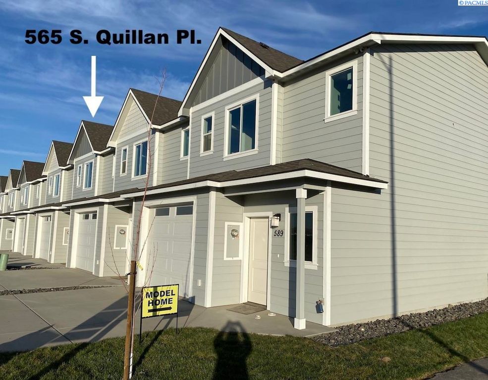 553 S Quillan Pl, Kennewick, WA 99336