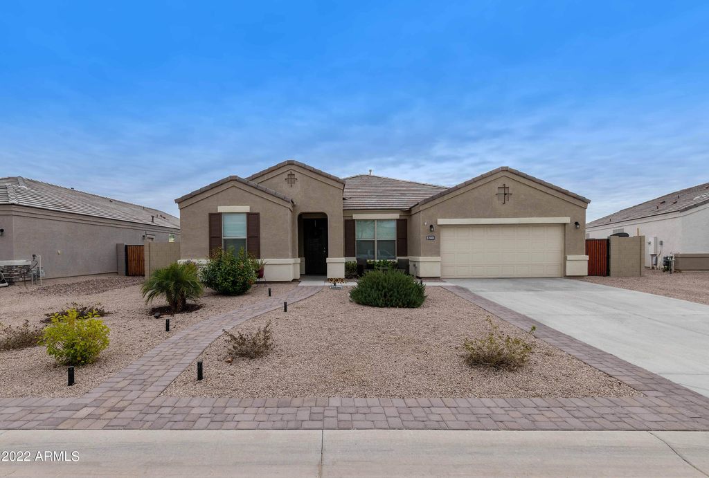 35835 N Loemann Dr, San Tan Valley, AZ 85143
