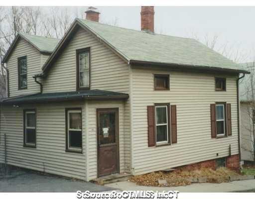 80 Hillside Ave, Meriden, CT 06451