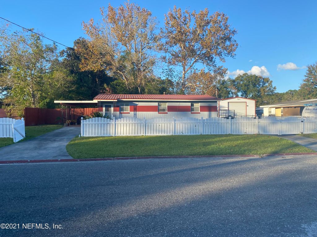 6923 Jack Horner Ln, Jacksonville, FL 32210