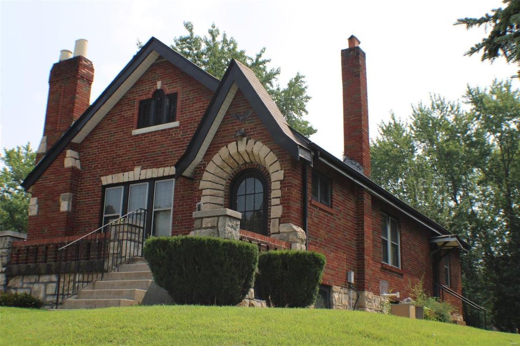3414 Lindscott Ave, Saint Louis, MO 63114