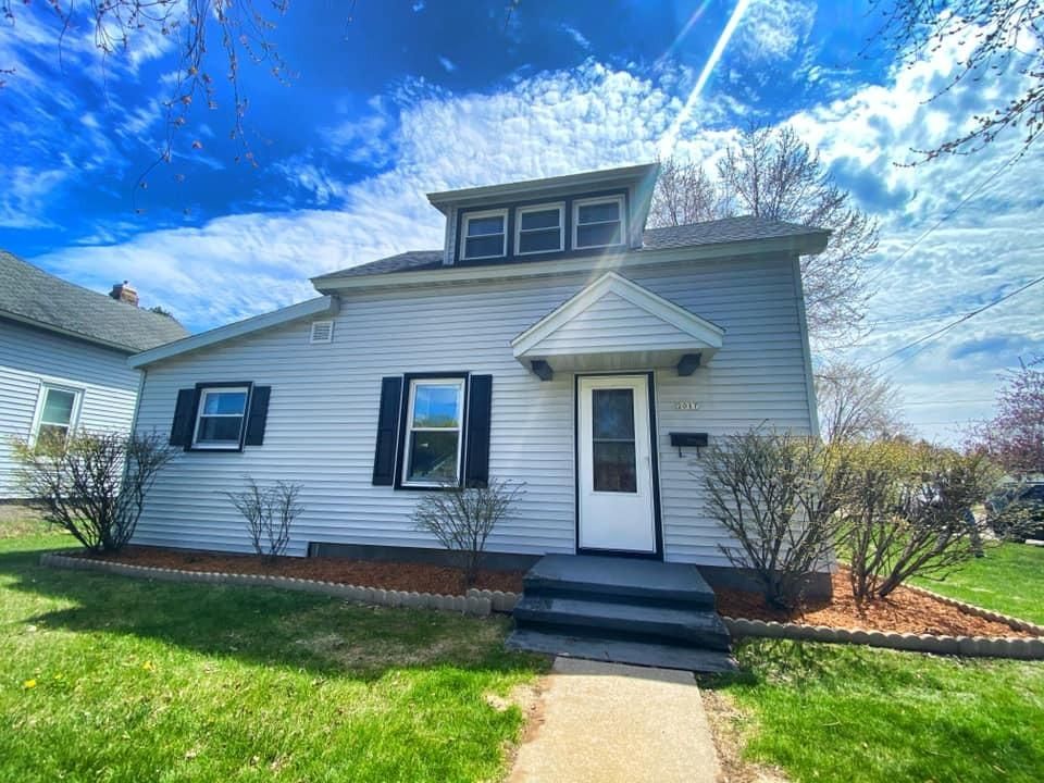 2017 13th Ave, Menominee, MI 49858 Trulia