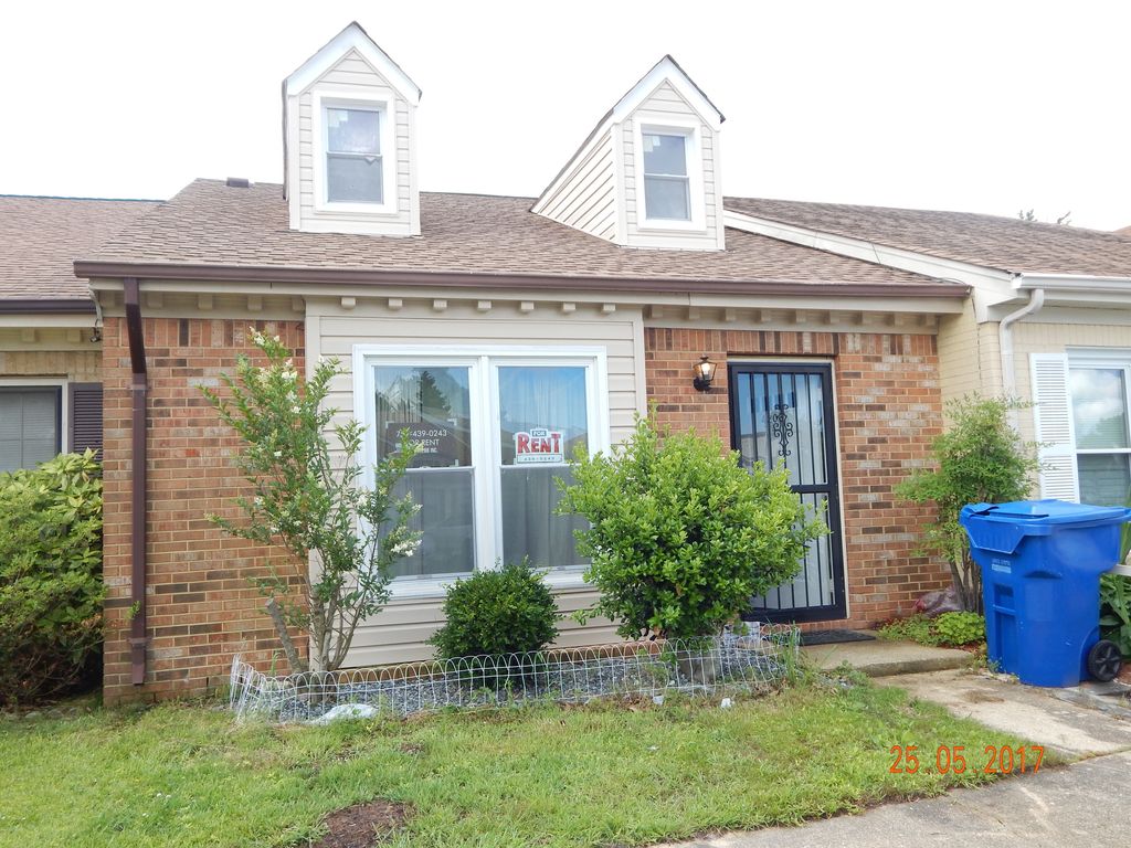 4203 Macarthur Rd Townhouse, Virginia Beach, VA 2 Bed, 1 Bath