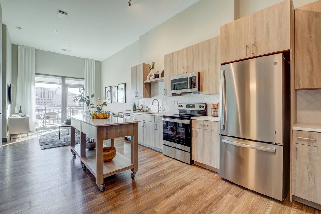 9938 Trainstation Cir, Lone Tree, CO 80124